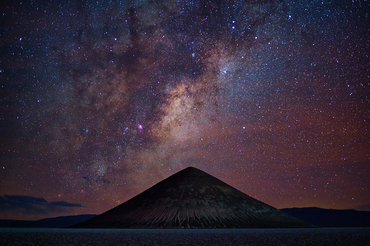 Univers étoilé - voyance Pleine lune spirituelle - astrologie